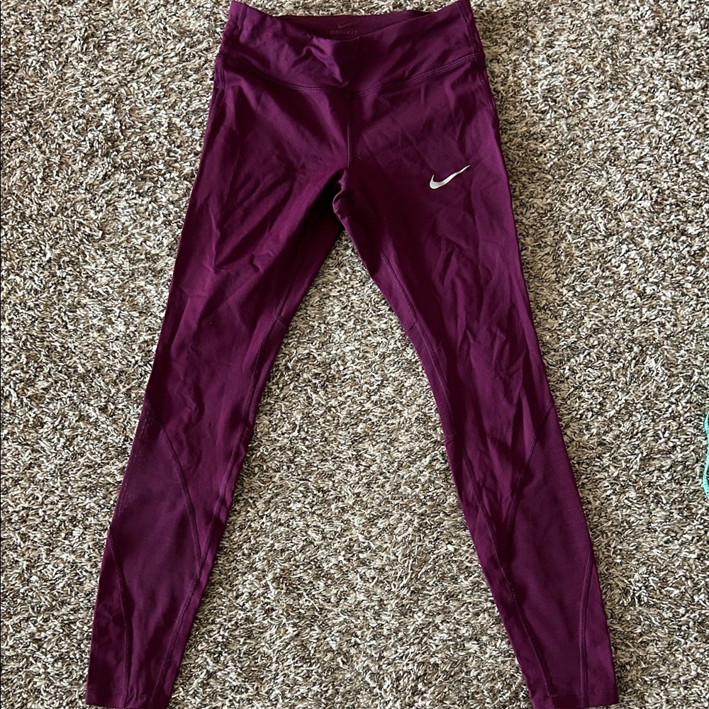 Nike Maroon Leggings size Small Mesh detail on legs
